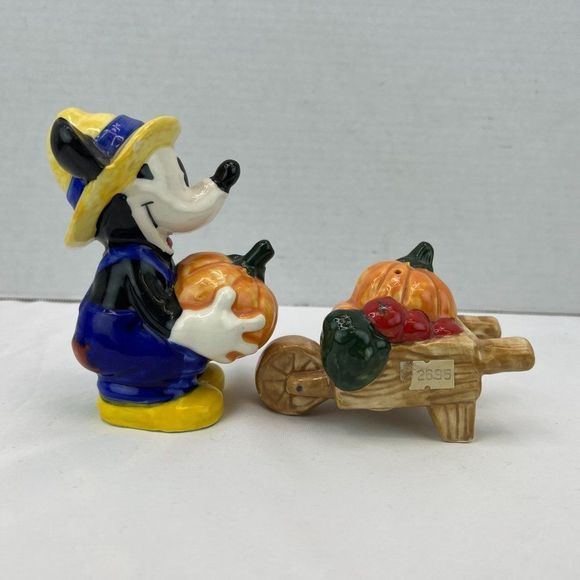 Homegrown Mickey Salt & Pepper Set Thanksgiving Fall Harvest Rare Treasure Craft - Picture 5 of 6